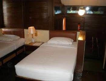 Pulau Ayer Resort And Cottages Jakarta Exteriör bild